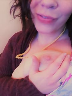 ALBUM Cumming over coffee Wanna join in F 37 yo with 36E naturals OC